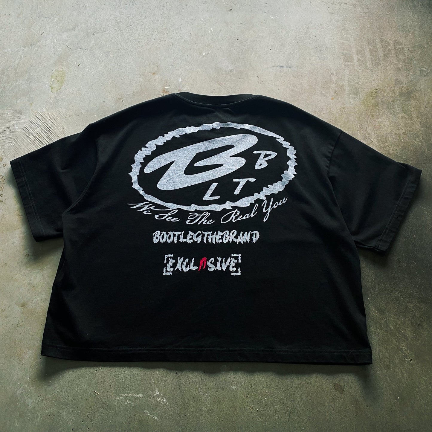 Close Friends Tee (BLACK) - BootLegTheBrand